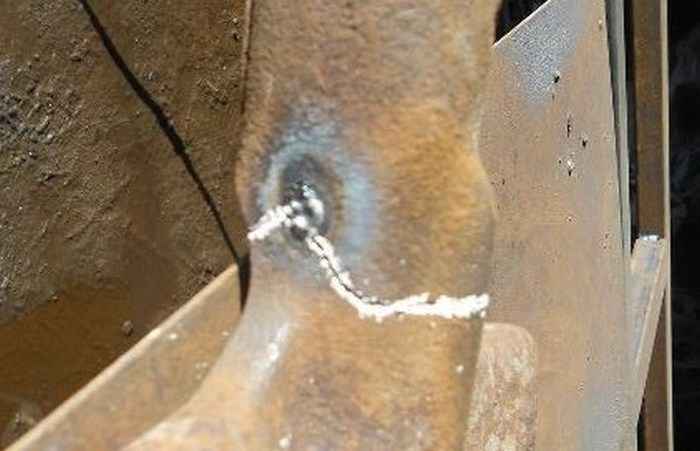 Как варить малозаметные трещины на тонком металле – сварка лопаты