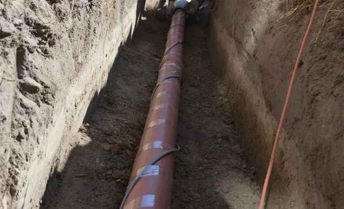 Правила монтажа канализационных труб на глубине 30-50 см