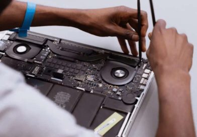 Самые распространённые поломки экрана MacBook: от «битых пикселей» до «паутины»