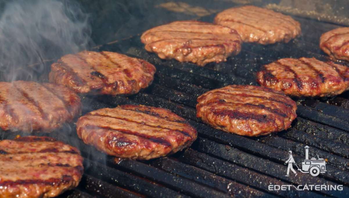 🔥 Гриль на колёсах: как мобильная жаровня превращает любое мероприятие в гастрономический праздник